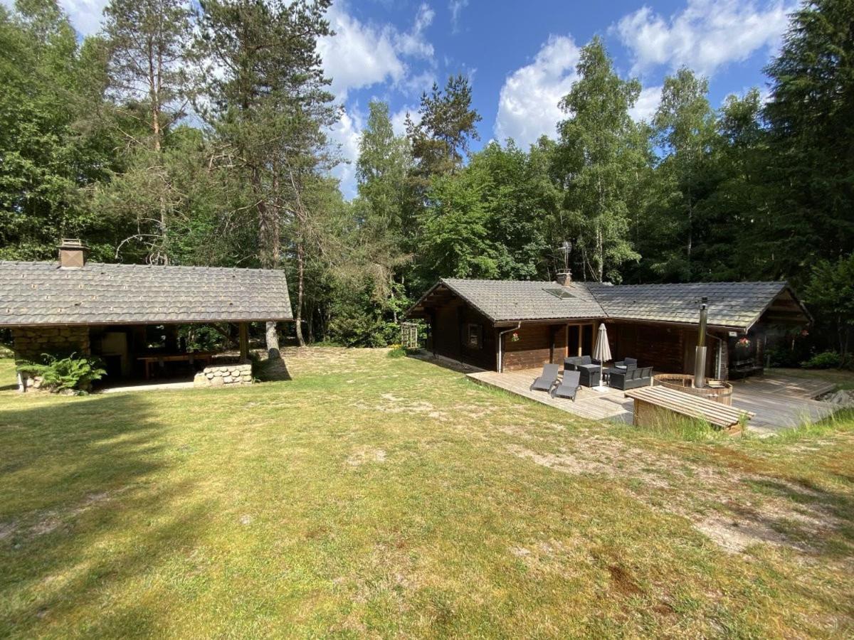 Le Fishing Lodge Chalet En Bois Avec Bain Nordique لابْريسْ المظهر الخارجي الصورة