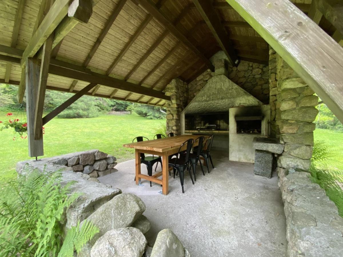 Le Fishing Lodge Chalet En Bois Avec Bain Nordique لابْريسْ المظهر الخارجي الصورة