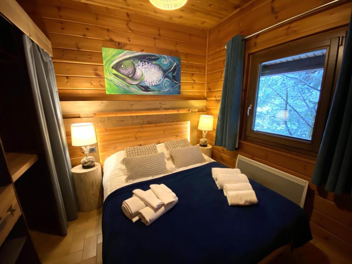 Le Fishing Lodge Chalet En Bois Avec Bain Nordique لابْريسْ المظهر الخارجي الصورة